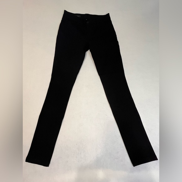 MIA Toothpick Skinny Jeans with Streamlined Silhouette Black Size 2 - Picture 1 of 13